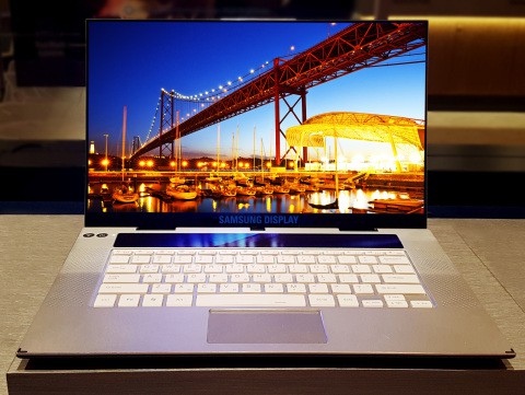 Samsung ra mắt màn hình laptop OLED có độ phân giải 4K đầu tiên trên thế giới - Ảnh 1.